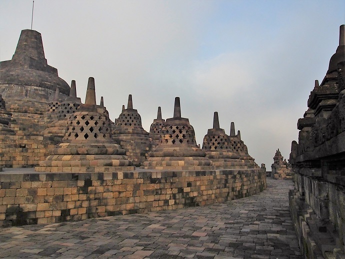 BOROBUDUR