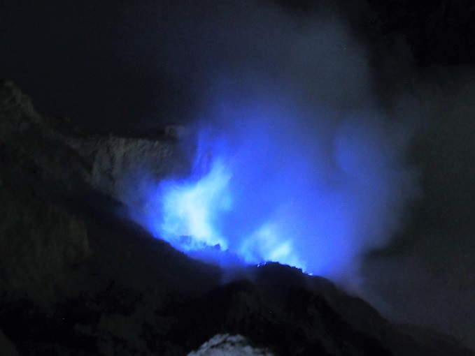 BLUE FIRE VOLCAN IJEN 