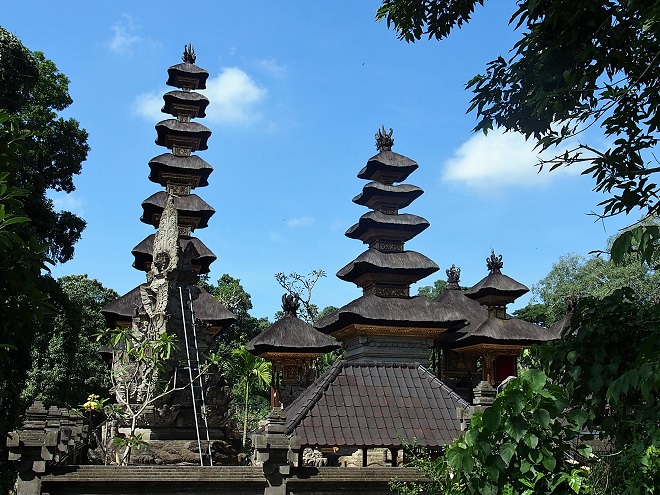 TEMPLE UBUD