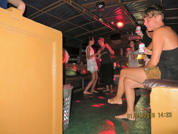   PARTY A BORD  